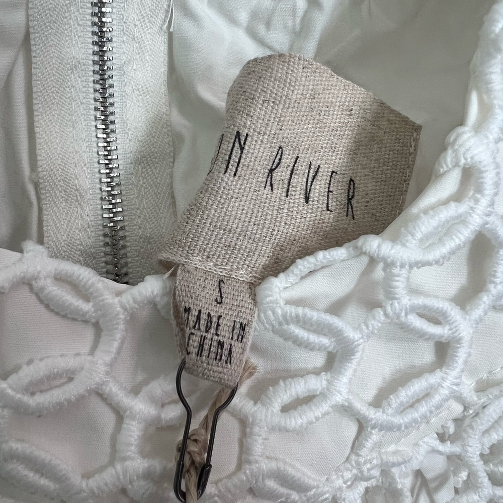 NWT | Moon River / Anthropologie White Lace Babydoll Top, Size S - Picture 2 of 4